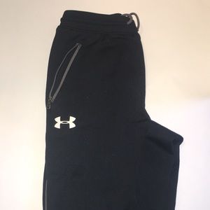 Under Armour boys jogger